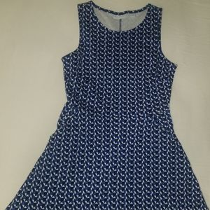 Blue patterned sleeveless fit&flare dress